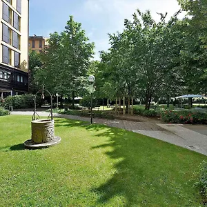 https://mercure-bologna-centro.emilia-romagnahotels.net
